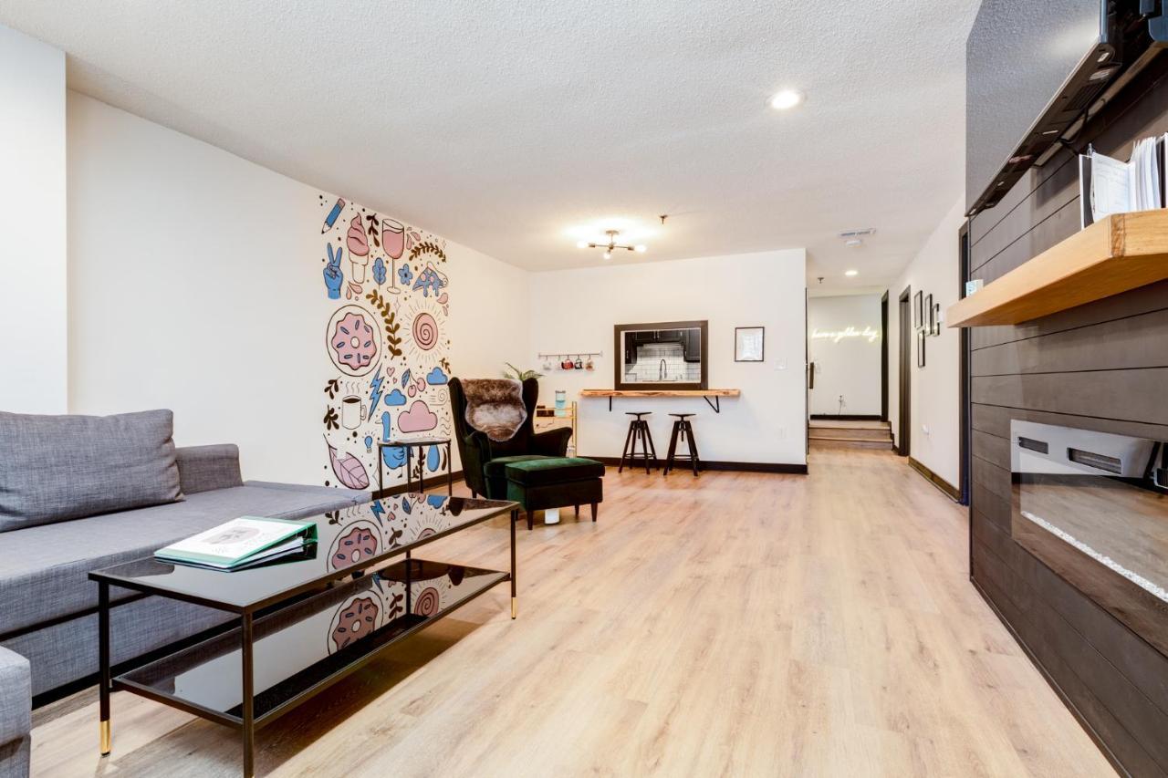 Entire Condo In Downtown Winston Ngoại thất bức ảnh